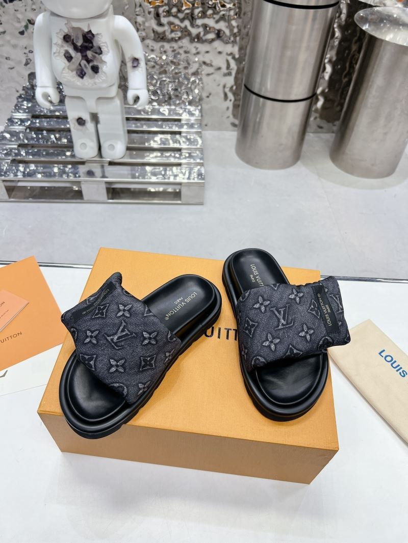 Louis Vuitton Slippers